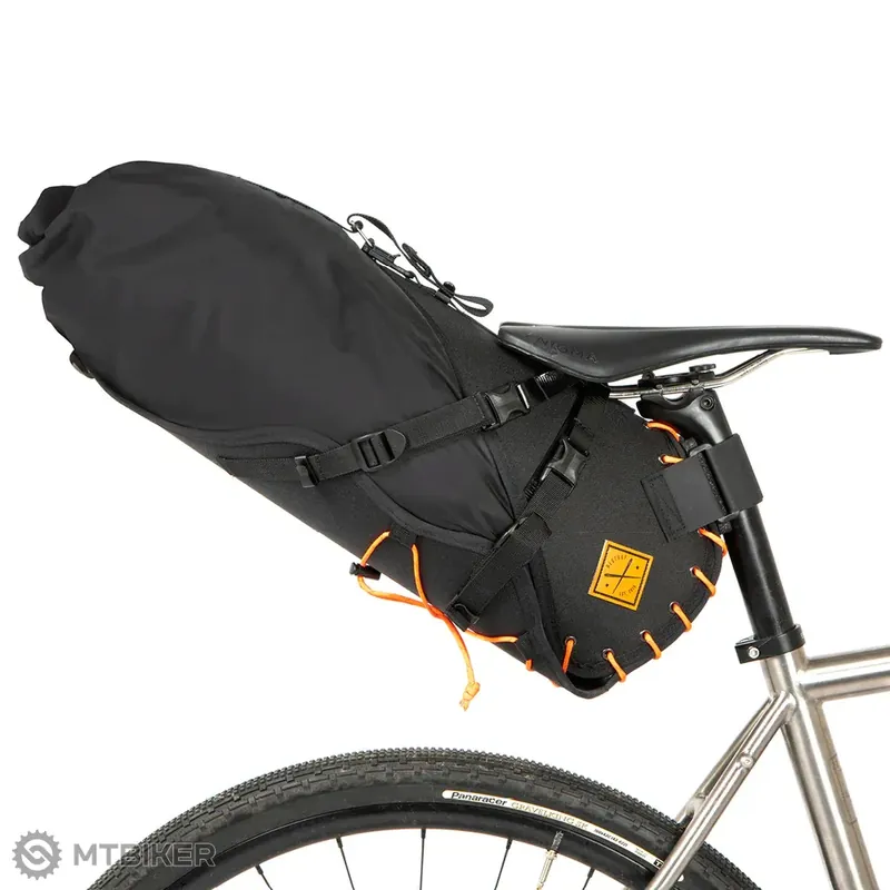Restrap Saddle Bag podsedlová kapsička, 18 l, černá/oranžová Kup Teď