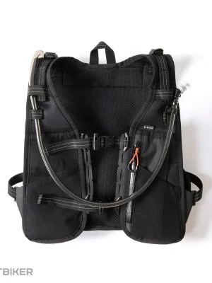 Sleva Restrap Race vesta, 5.5 l, černá