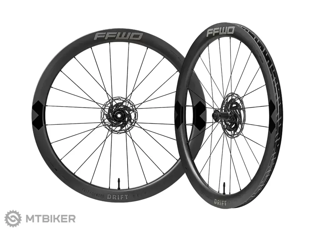 Víkendová Akce FFWD DRIFT PACE (48 mm) 28" sada kol, FFWD N/GAGE 2 1