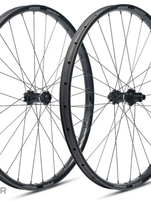 FSA GRADIENT i30 UD Carbon 29" sada kol Tovární Cena