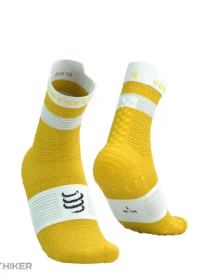 Hit Sezóny COMPRESSPORT Pro Racing Socks v4.0 Run High ponožky, lemon/bílá