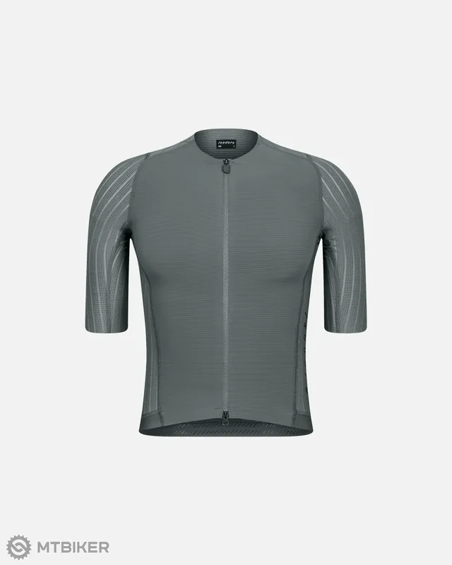 Isadore Echelon Aero dres, mulled basil Vrácení Zdarma
