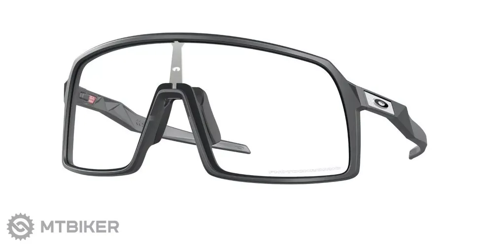 Nová Kolekce Oakley Sutro brýle, matte carbon/Clear to Black Iridium Photochromic