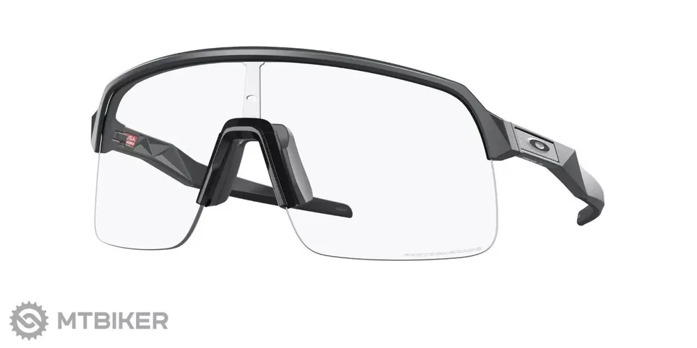Oakley Sutro Lite brýle, matte carbon/Clear to Black Iridium Photochromic Akční Cena