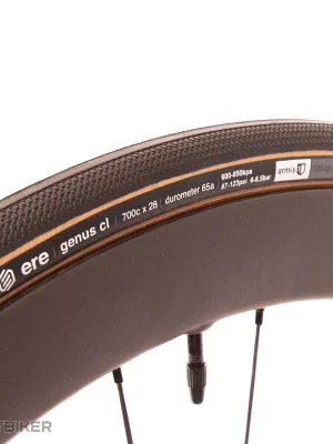 Speciální Cena Ere Research GENUS PRO CL 700x26C plášť, kevlar, skinwall