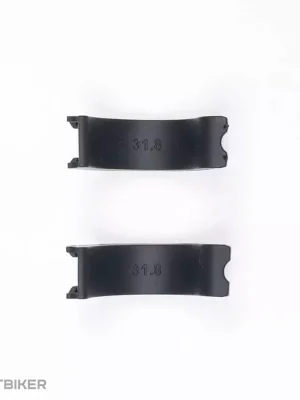 Shotgun Pro Bar gumové vložky pro řídítka, 31.8 mm, pár Nová Kolekce