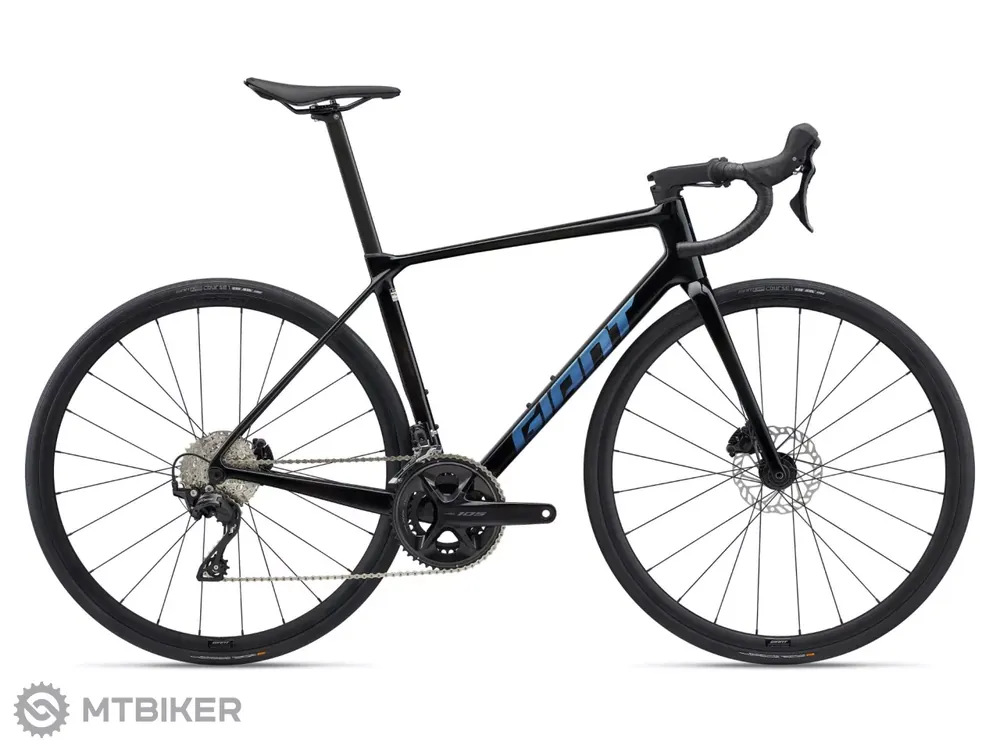 Giant TCR Advanced 2 KOM kolo, carbon Víkendová Akce