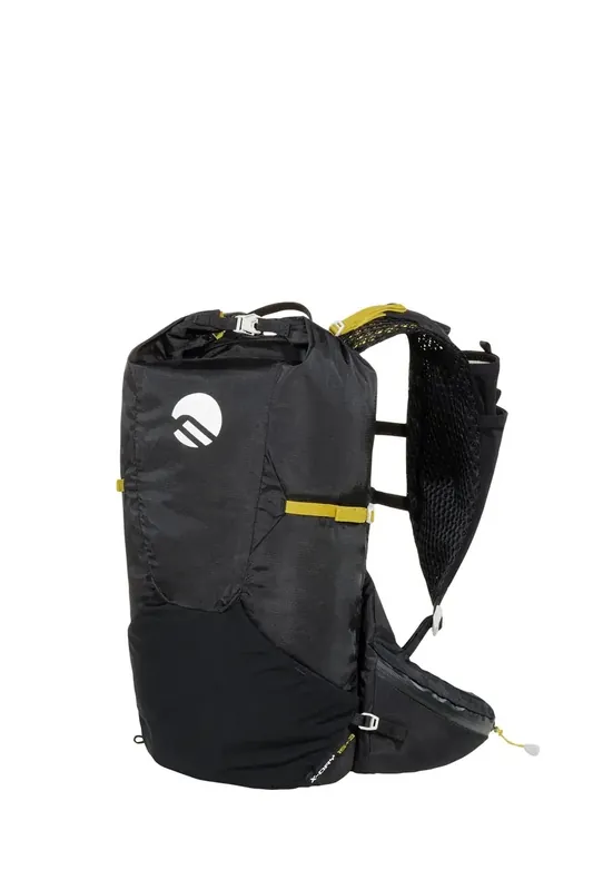 Novinka Ferrino X-Dry 15+3