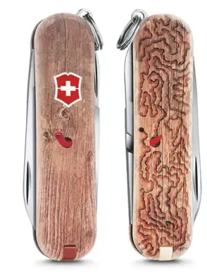 Victorinox, Classic LE 2017 Woodworm, kapesní nůž Novinka