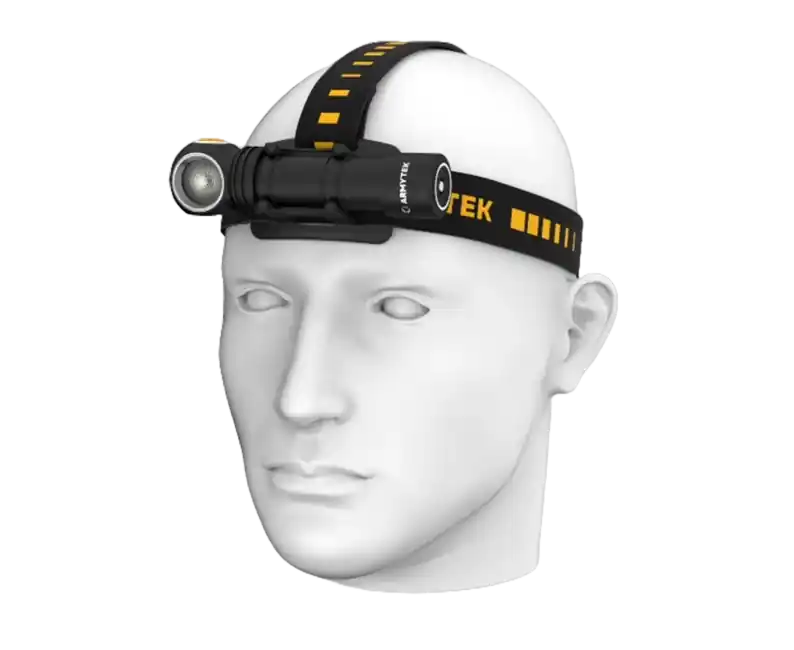 Víkendová Akce ArmyTek Wizard C2 Pro Magnet White LED ruční svítilna s magnetickým držákem 2500 lm 4800 h 65
