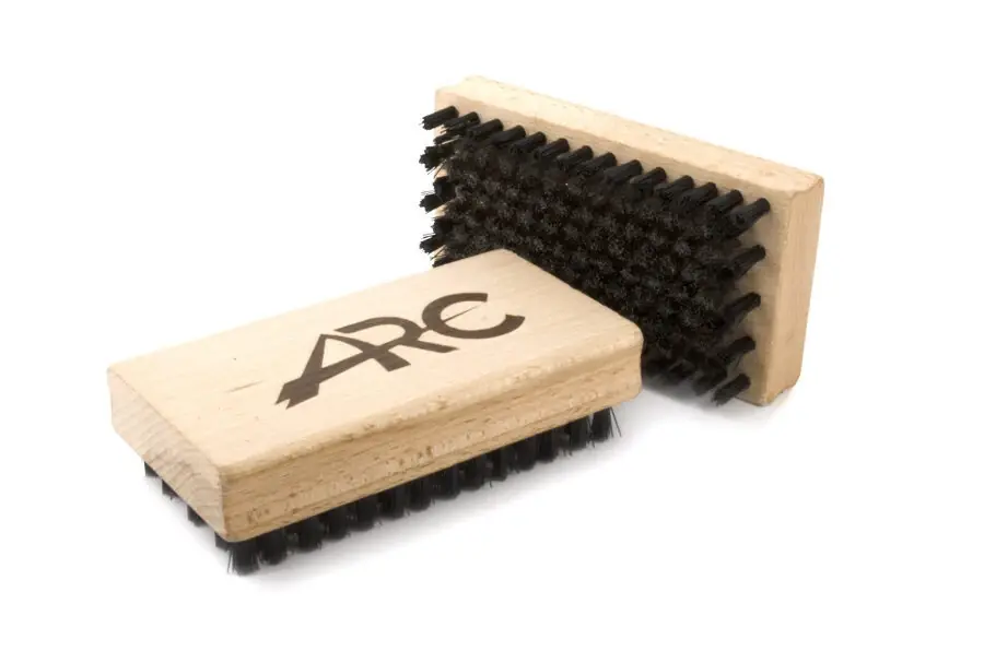 Sleva ARC 1.0 fine stainless steel - black nylon containment loop, Standard Brush