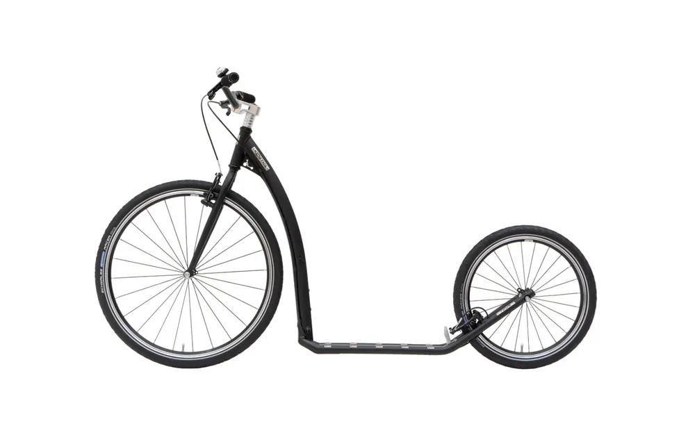 Nová Kolekce KOSTKA Tour Max G6, Satin Black, kolobežka + blatníky a stojánek