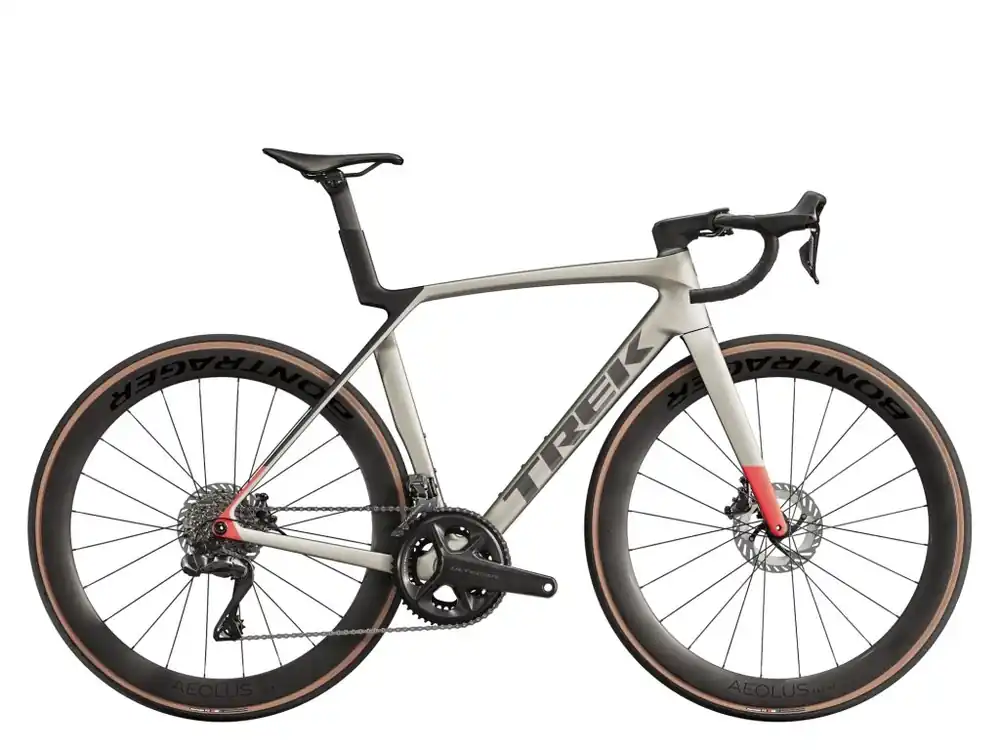 Silniční kolo Trek Madone SL 7 Gen 8 2025 Matte Lunar Silver Must-Have