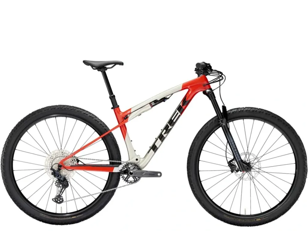 Expresní Doručení Kolo Trek Supercaliber SL 9.6 Gen 2 2025 Lunar Silver/Lava Red