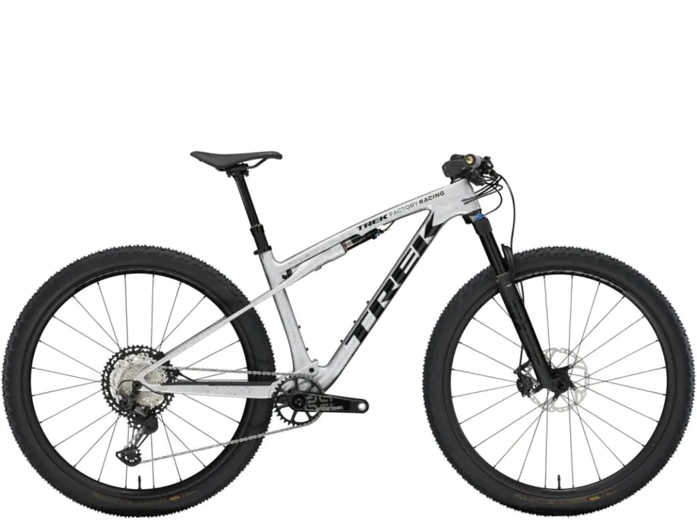 Nová Kolekce Kolo TREK Supercaliber SLR 9.8 XT 2025 Argent Drizzle, Gen 2