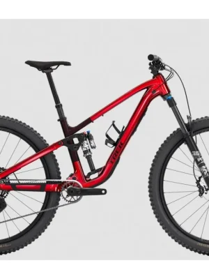 Kolo TREK Fuel EX 8 Gen 7 2026 Gloss Fury Red/Matte Dark Carmine Horká Nabídka