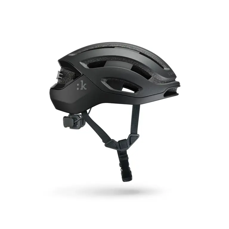 Tovární Cena FIZIK HELMA VENTO KUDO BLACK (FHE0000010010) - Velikost M