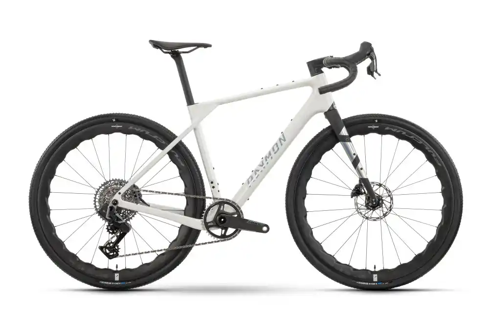 Omezená Nabídka Gravel kolo Raymon Soreno Ultimate karbon 2026 bílá - Velikost L